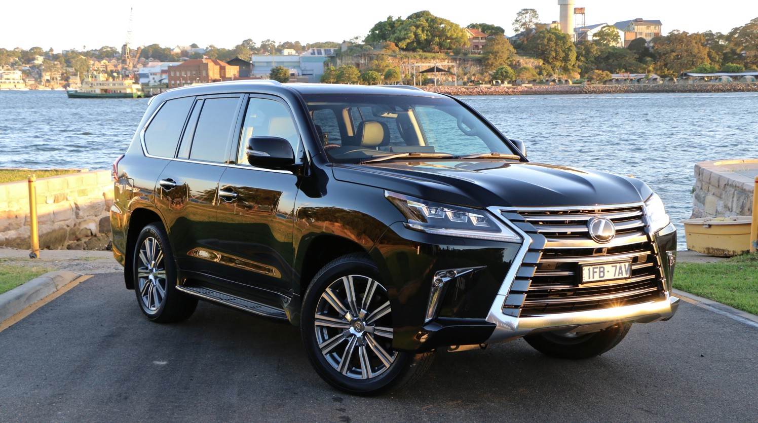 Замена масла на Lexus LX